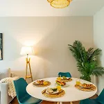 Formosa Stay IV By Your Key