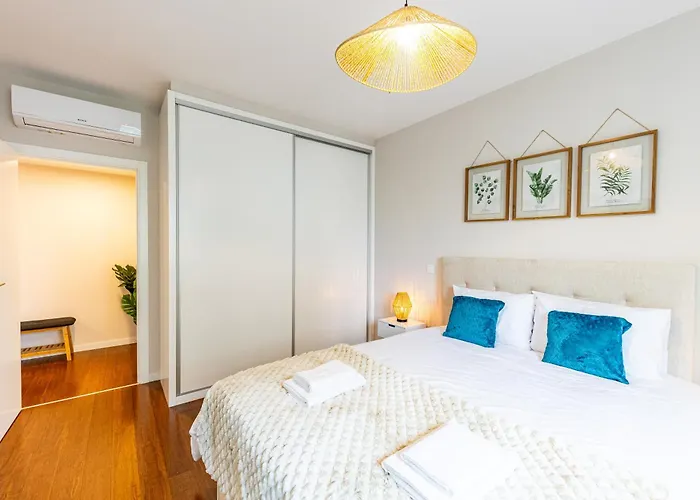 Formosa Stay IV By Your Key